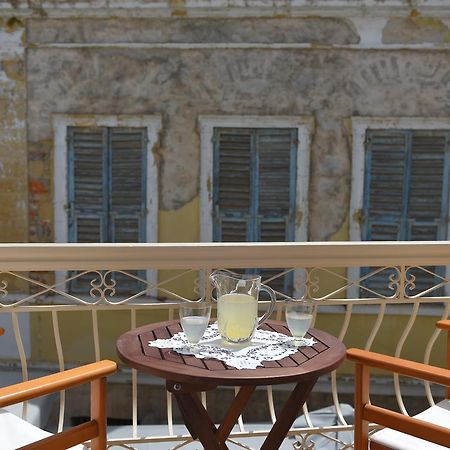 Oisyra Boutique Hotel Ermoupoli Exterior photo